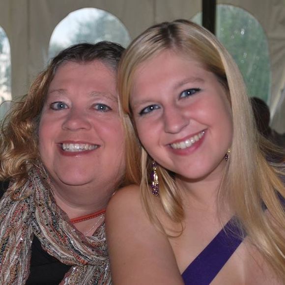 Meet your Posher, Denise - Picture 1 of 1